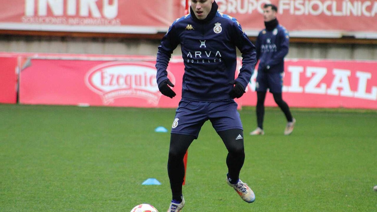 La plantilla de la Cultural y Deportiva Leonesa, durante uno de los últimos entrenamientos de esta semana.