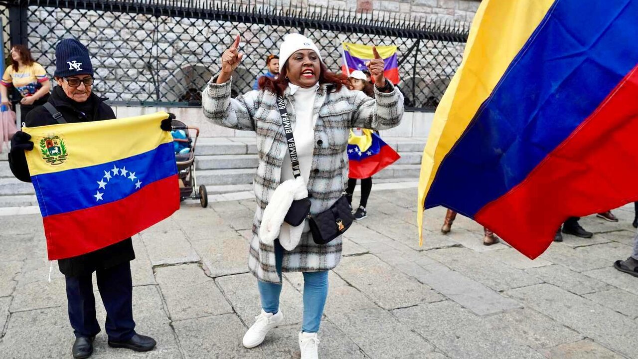 Celebración de una concentración de protesta en contra de la toma de posesión de Nicolás Maduro como presidente de Venezuela. Fotos: Campillo