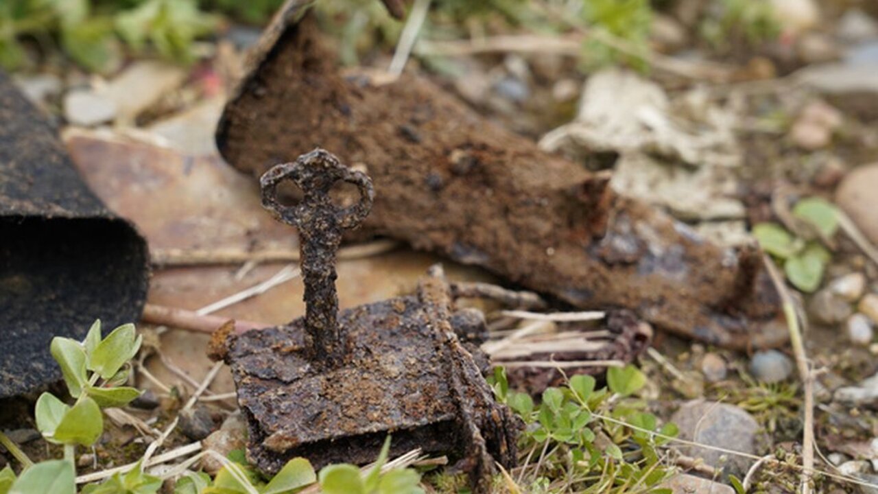 Excavaciones para identificar los restos de represaliados localizados en el cementerio del Carmen y Fuentesnuevas. Foto: César Sánchez.