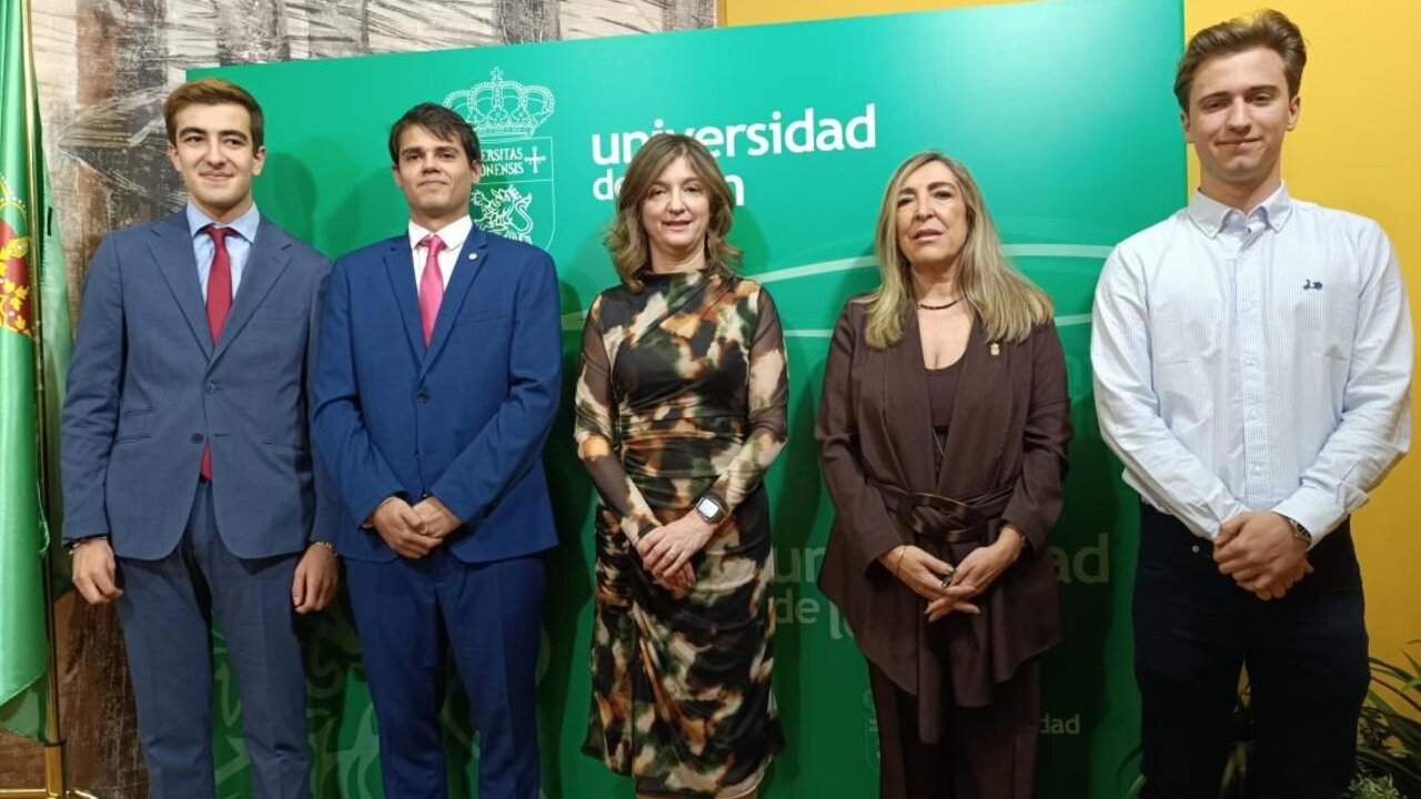 El egresado en Ingeniería Aeroespacial y estudiante del máster en Ingeniería Aeronáutica, Gonzalo Rivera Cueva, es el nuevo presidente de la Junta de Estudiantes de la Universidad de León.