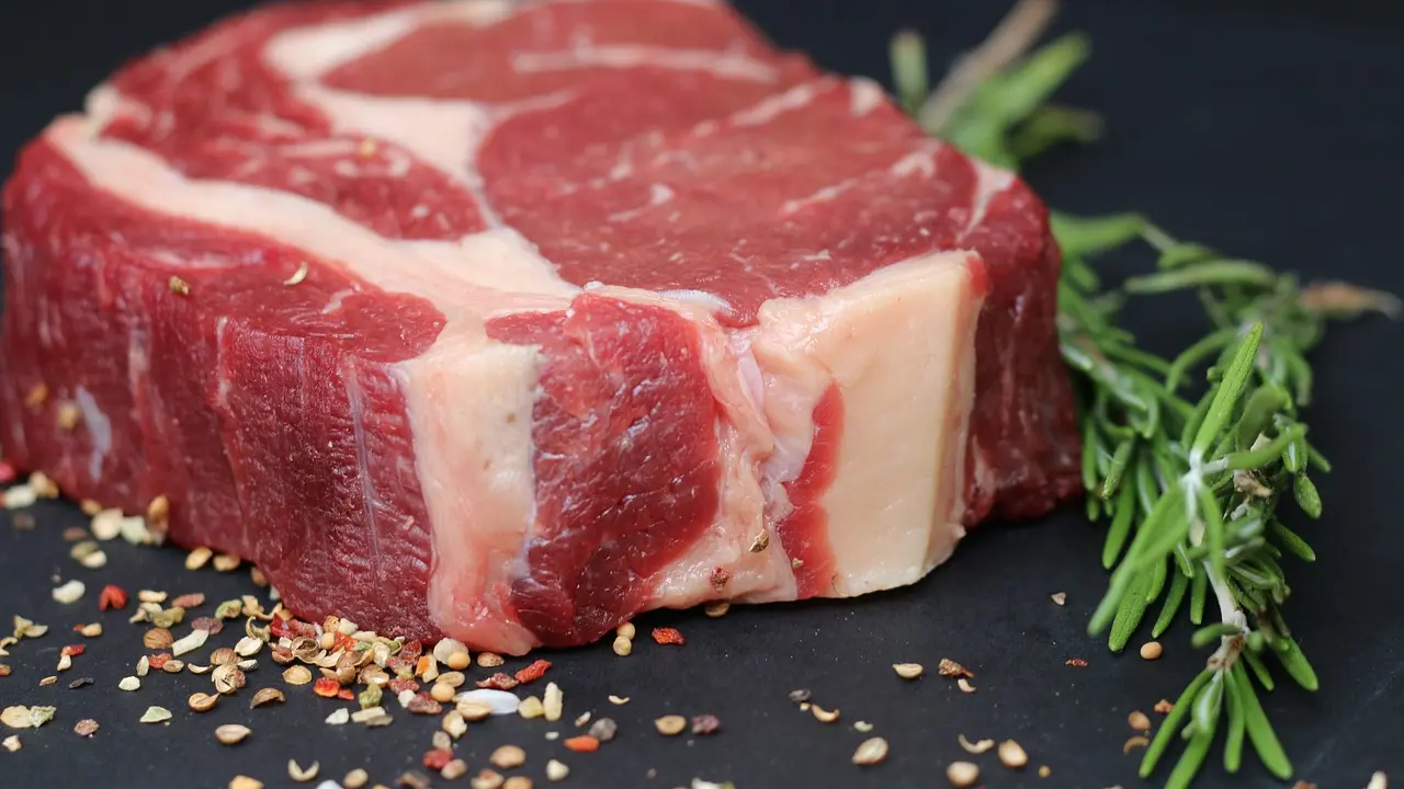 La Junta destina 165.000 euros para poner en valor la carne de buey como producto gourmet por sus cualidades nutritivas y sensoriales.