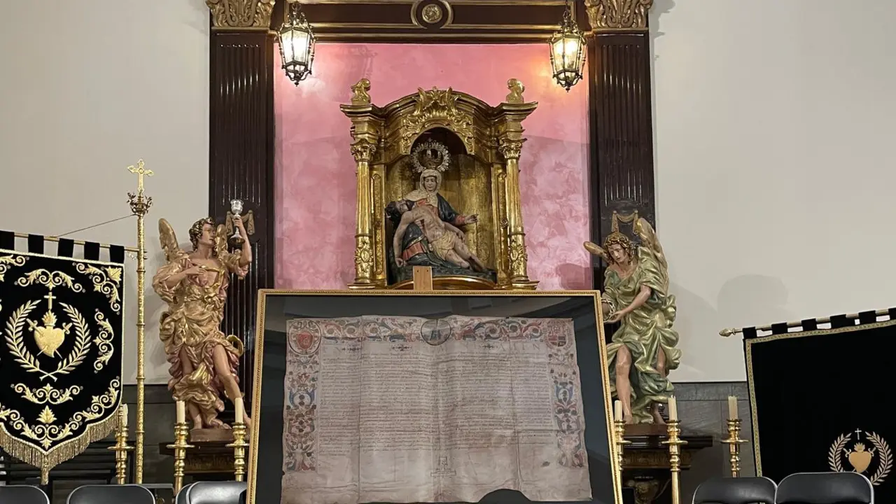 El Papa Gregorio XIII, protagonista en la histórica publicación de la Cofradía Angustias y Soledad.