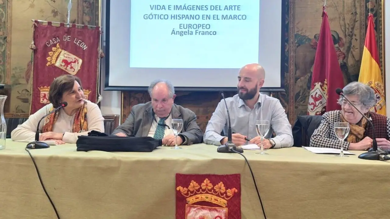 La Casa de León en Madrid acoge la obra de la leonesa Ángela Franco Mata.