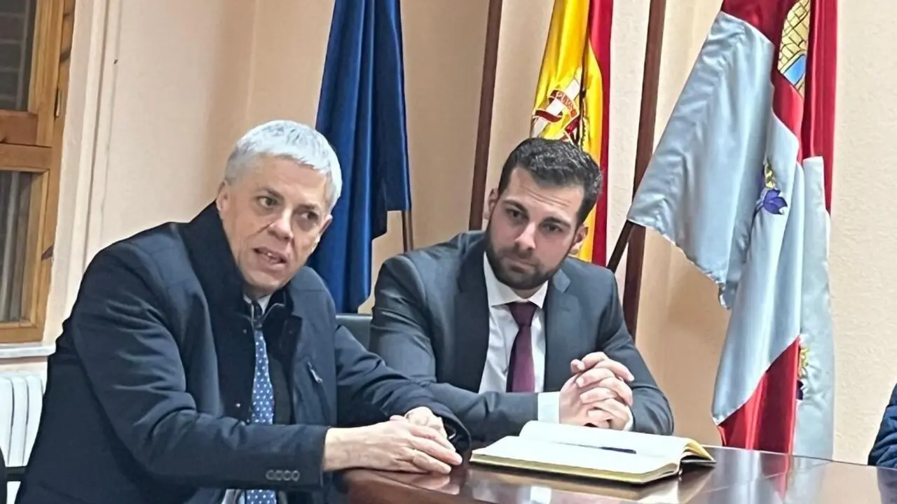 Eduardo Diego ensalza el valor del botillo en Noceda del Bierzo.