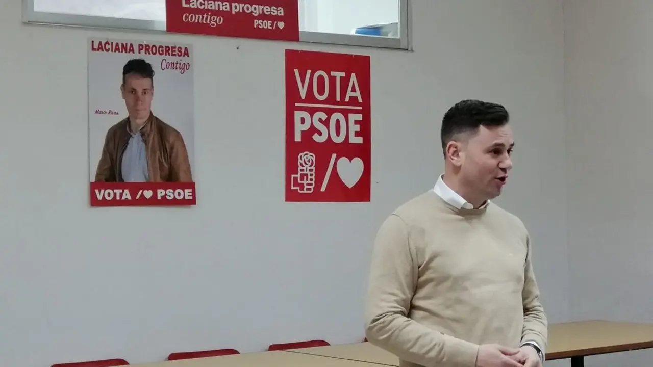 Cendón finaliza su campaña para las primarias del PSOE de León en un acto en Villablino.