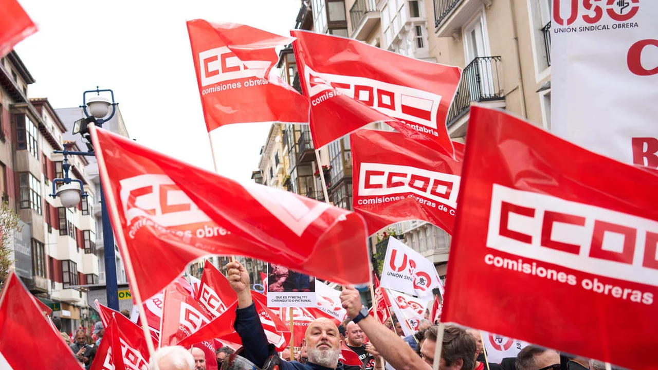 CCOO convoca movilización el 8 de abril para exigir una subida salarial a los empleados públicos.