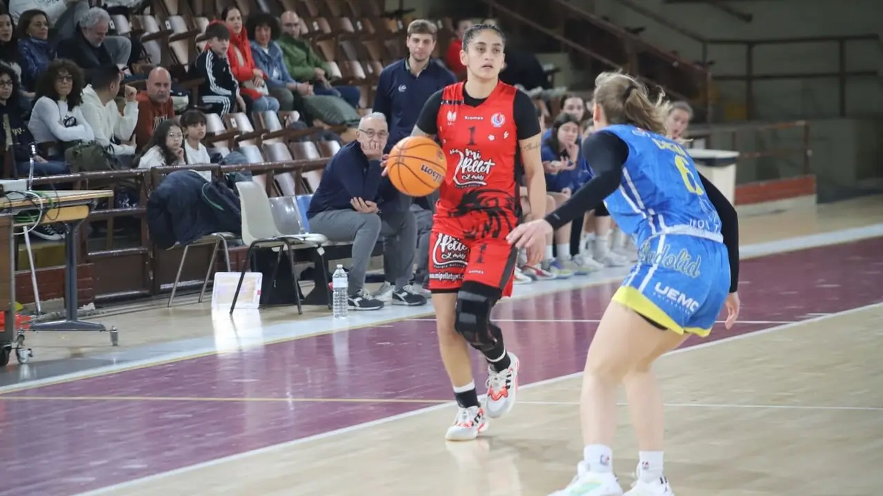 María Álvarez durante el partido.