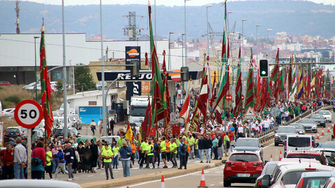 Miles de leoneses se citan con la tradición para homenajear a San Froilán en La Virgen del Camino.