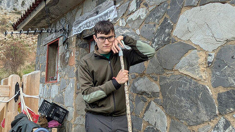 El fotógrafo burgalés Jorge Contreras Soto, autor del libro 'Los guardianes del Puerto de Pandetrave', en León.