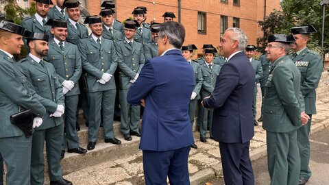 Incorporación de guardias alumnos en prácticas en los cuarteles de Castilla y León. Participa el delegado del Gobierno, Nicanor Sen, y el general jefe de la Zona de Castilla y León de la Guardia Civil, José Anton (1)