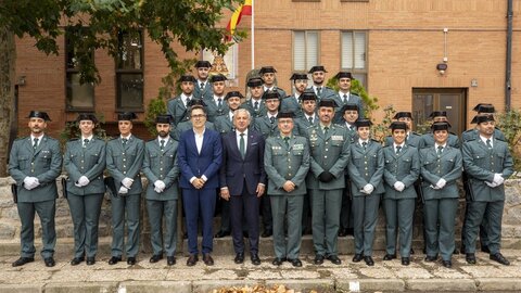 Incorporación de guardias alumnos en prácticas en los cuarteles de Castilla y León. Participa el delegado del Gobierno, Nicanor Sen, y el general jefe de la Zona de Castilla y León de la Guardia Civil, José Ant