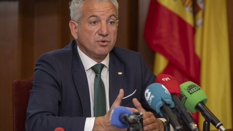 Incorporación de guardias alumnos en prácticas en los cuarteles de Castilla y León. Participa el delegado del Gobierno, Nicanor Sen, y el general jefe de la Zona de Castilla y León de la Guardia Civil, José Anton (1)