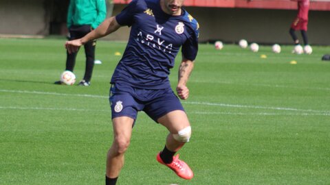 La plantilla de la Cultural y Deportiva Leonesa, durante una de las sesiones de entrenamiento de esta semana (4)