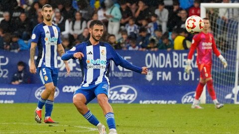 El equipo blanquiazul mereció más ante un gran ejercicio de resistencia blaugrana, con grandes paradas de Astralaga en los minutos finales.