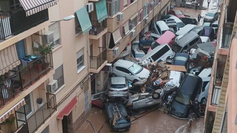 Más de un centenar de fallecidos, miles de daños materiales, pueblos destrozados y una desolación enorme rodean la tragedia ocurrida en la Comunidad Valenciana.