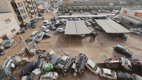 Más de un centenar de fallecidos, miles de daños materiales, pueblos destrozados y una desolación enorme rodean la tragedia ocurrida en la Comunidad Valenciana.