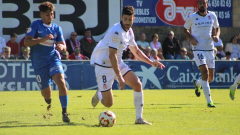 La Cultural obra un nuevo milagro, esta vez ante el Amorebieta. El equipo leonés ha firmado un nuevo empate ahora fraguado en el minuto 89 tras un testarazo de Rodri Suárez. Fotos: CyD Leonesa / Amorebieta