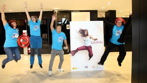 Expojoven celebra su 34 edición en el Palacio de Exposiciones de León. Cuenta con la participación de 17 asociaciones juveniles y espacios dedicados a los idiomas, el turismo activo, la enseñanza y los libros. Fotos: Peio García