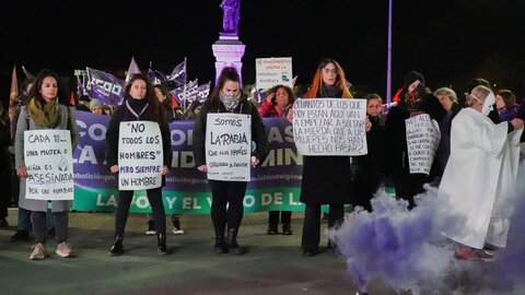 Cientos de personas secundan en León una marcha que denuncia fallos en la sensibilización, prevención, educación y reparación de las víctimas. Foto: Campillo