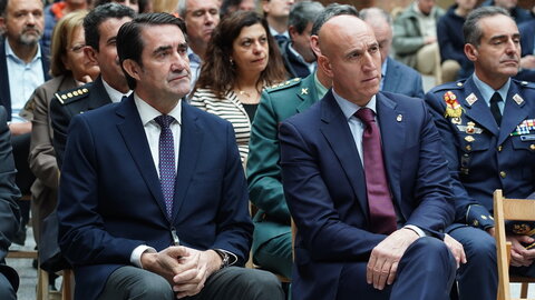 Acto de inauguración del Museo Diocesano y de la Semana Santa de León, con la asistencia del presidente de las Cortes Autonómicas, Carlos Pollán, el consejero de Medio Ambiente, Vivienda y Ordenación del Territorio, Juan Carlos Suárez-Quiñones, el alcalde de León, José Antonio Diez, y otros representantes institucionales. Foto: Campillo