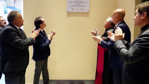 Acto de inauguración del Museo Diocesano y de la Semana Santa de León, con la asistencia del presidente de las Cortes Autonómicas, Carlos Pollán, el consejero de Medio Ambiente, Vivienda y Ordenación del Territorio, Juan Carlos Suárez-Quiñones, el alcalde de León, José Antonio Diez, y otros representantes institucionales. Foto: Campillo