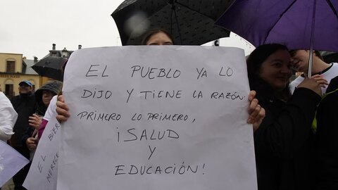 El Bierzo sale a la calle en defensa de la sanidad. 15.000 personas rechazan la actual situación sanitaria en la comarca (3)