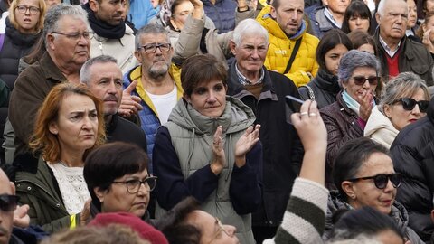 El Bierzo sale a la calle en defensa de la sanidad. 15.000 personas rechazan la actual situación sanitaria en la comarca (11)