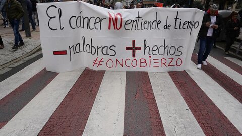 El Bierzo sale a la calle en defensa de la sanidad. 15.000 personas rechazan la actual situación sanitaria en la comarca (19)