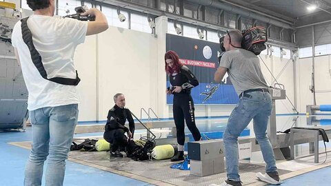 La astronauta leonesa Sara García avanza en su duro proceso de formación el Centro Europeo de Astronautas de Colonia, en Alemania.