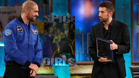 El leonés Pablo Álvarez, único astronauta español de la Agencia Espacial Europea, ha visitado La Revuelta para explicar algunos detalles sobre su preparación para la próxima misión espacial. La entrevista ha tenido lugar aprovechando la presencia de Pablo en España durante el periodo estival, un tiempo que también le llevará a visitar León.