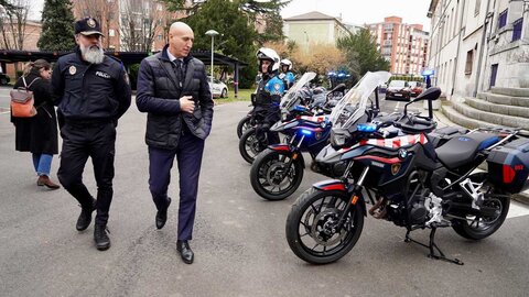 El Ayuntamiento de León ha adquirido un total de 14 nuevas motocicletas para la sección de motoristas del cuerpo de la Policía Local de la ciudad, para lo que ha destinado un montante de 300.000 euros repartido en cuatro años a través de un sistema de renting. Fotos: Campillo