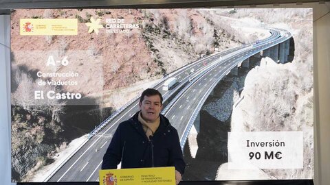 El ministro de Transportes y Movilidad Sostenible, Óscar Puente, preside la puesta en servicio del nuevo viaducto de ‘El Castro’ de la A-6, sentido A Coruña, y la apertura del segundo carril de la calzada sentido Madrid. También asiste el presidente de la Junta de Castilla y León, Alfonso Fernández Mañueco. Fotos: César Sánchez