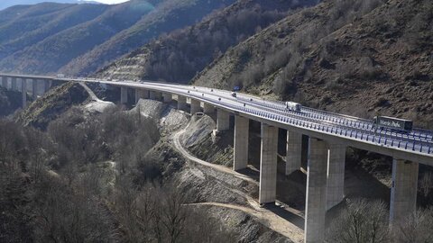 El ministro de Transportes y Movilidad Sostenible, Óscar Puente, preside la puesta en servicio del nuevo viaducto de ‘El Castro’ de la A-6, sentido A Coruña, y la apertura del segundo carril de la calzada sentido Madrid. También asiste el presidente de la Junta de Castilla y León, Alfonso Fernández Mañueco. Fotos: César Sánchez