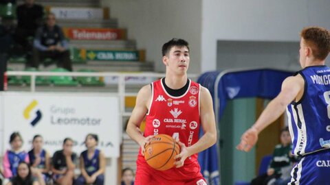 La Cultural de Baloncesto remonta a lo grande y logra una gran victoria ante el Clínica Ponferrada. Fotos CyD Leonesa | B. Ponferrada