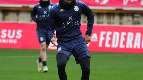 La plantilla de la Cultural y Deportiva leonesa se enfrenta este fin de semana al Barça Atlétic después de una semana de entrenamientos tras el parón navideño. Fotos: CyD Leonesa.