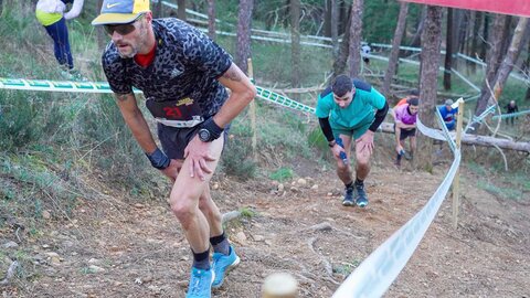 La ciudad de León ha acogido este domingo la decimotercera edición de la carrera Trascandamia, que abre el calendario deportivo del año con salida y llegada en el Puente Romano de Puente Castro y para la que se han inscrito unas 700 personas. Fotos: Campillo | Ayto León