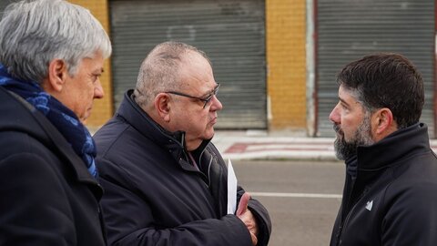 El consejero de Sanidad, Alejandro Vázquez Ramos, visita las obras de reforma del centro de salud de San Andrés del Rabanedo.
Fotos: Campillo