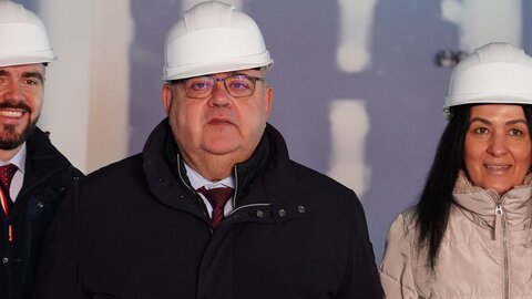 El consejero de Sanidad, Alejandro Vázquez Ramos, visita las obras de reforma del centro de salud de San Andrés del Rabanedo.
Fotos: Campillo