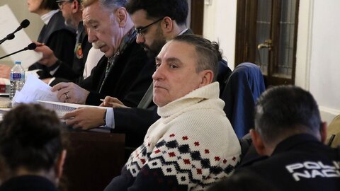 Los acusados por la muerte violenta de una prostituta en Cembranos en 2021 llegan a la Audiencia Provincial de León. Foto: Peio García.