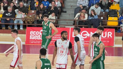 La mejor versión de la Cultural de Baloncesto cortó la respiración y el juego del Lobe Huesca en un encuentro en el que el conjunto leonés se impuso en todas las facetas del juego