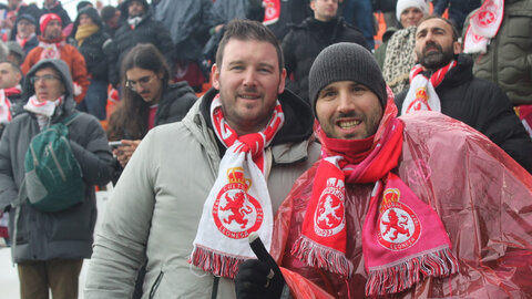 La Cultural da una lección de buen juego y golea al Lugo en una tarde brillante. El equipo de Raúl Llona muestra solvencia y buen juego y se apunta una nueva victoria lejos del estadio Reino de León. Fotos: Isaac Llamazares