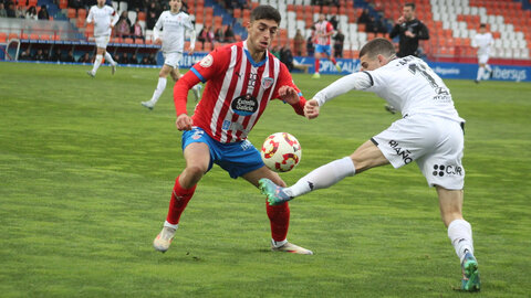 La Cultural da una lección de buen juego y golea al Lugo en una tarde brillante. El equipo de Raúl Llona muestra solvencia y buen juego y se apunta una nueva victoria lejos del estadio Reino de León. Fotos: Isaac Llamazares