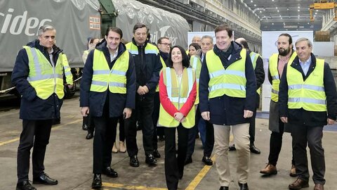 El presidente de la Junta, Alfonso Fernández Mañueco, visita el ramal ferroviario electrificado al Polígono Industrial de Villadangos del Páramo (León) acompañado por la Secretaria de Estado de Industria, Rebeca Torró y los consejeros Juan Carlos Suárez Quiñones y José Luis Sanz Merino. Fotos: Peio García