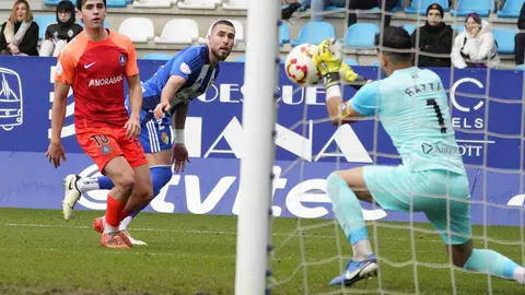 La Ponferradina se enfrenta al Andorra en un duelo en el que busca asentarse en lo más alto de la clasificación.