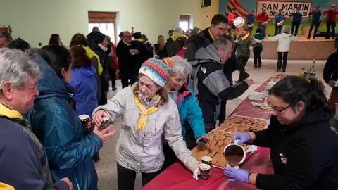 San Martín del Camino tiende sus brazos a los peregrinos de la asociación ‘Pulchra Leonina’.