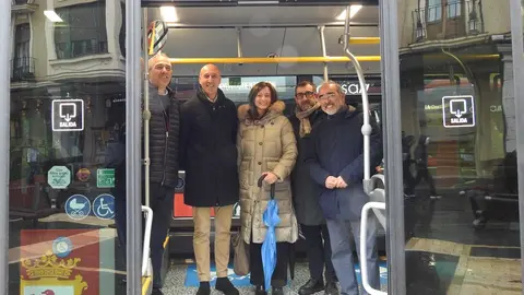 Presentación nuevos buses urbanos de León. Foto: Isabel Alonso Álvarez.