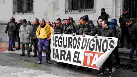 El taxi para para denunciar el 