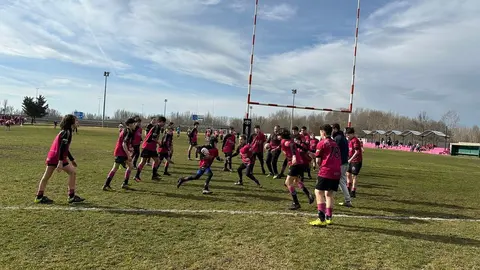 El Área Deportiva de Puente Castro acoge la concentración de Escuelas M14 de Rugby de Castilla y León. Foto: Ayuntamiento de León.