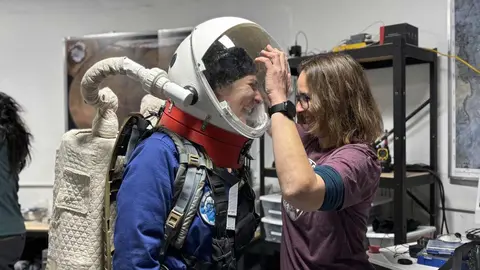 Nueve astronautas españolas, entre ellas las leonesas Jennifer García Carrizo y Laura González Llamazares, han participado en el proyecto Hypatia con el fin de estudiar los efectos de una misión en Marte en las mujeres. Durante dos semanas han vivido aisladas en la estación Mars Research Desert Station del desierto de Utah.