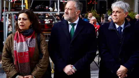 Procesión de conmemoración del LXXX aniversario del paso 'El descendimiento', organizada por la Real Cofradía del Santísimo Sacramento de Minerva y la Santa Vera Cruz y la Academia Básica del Aire y del Espacio. Fotos: Campillo.